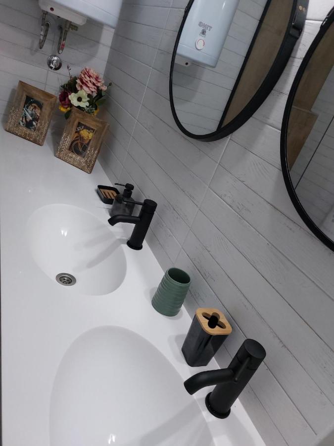 Home Apartment Luna Скопье Экстерьер фото